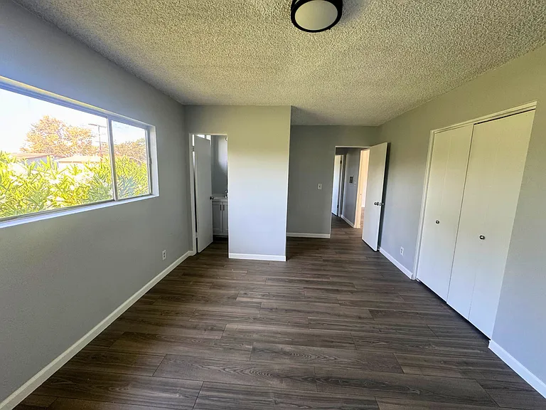 2939 S Orange Dr #3 — Photo 7