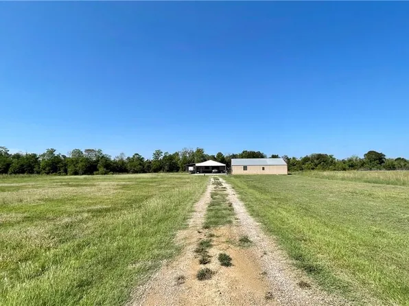 17825 383rd Hwy, Iowa, LA 70647