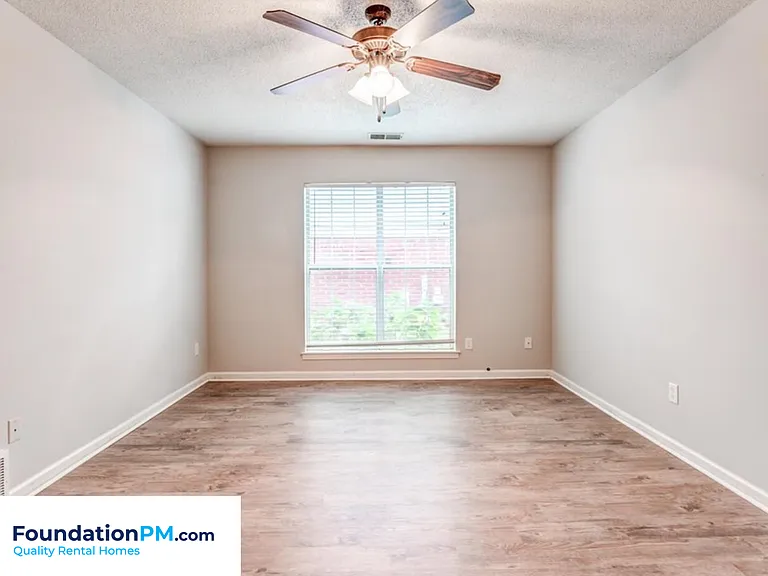 2223 Curbertson St — Photo 10