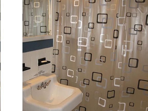 4th image of 345 E 81st St APT 19G