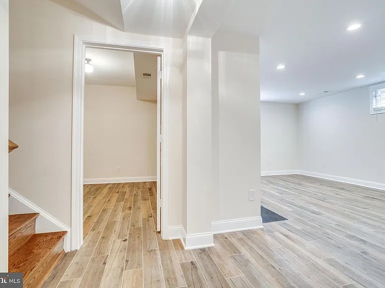 6505 Gretna Green Way — Photo 34