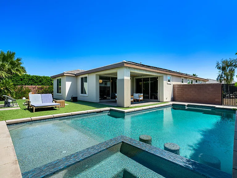 82420 Cathedral Canyon Dr — Photo 41