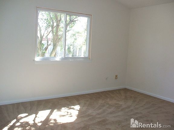 5th image of 1756 Joplin Ln