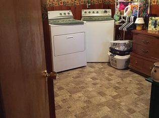 518 Coventry Dr, Tipton, MO 65081
