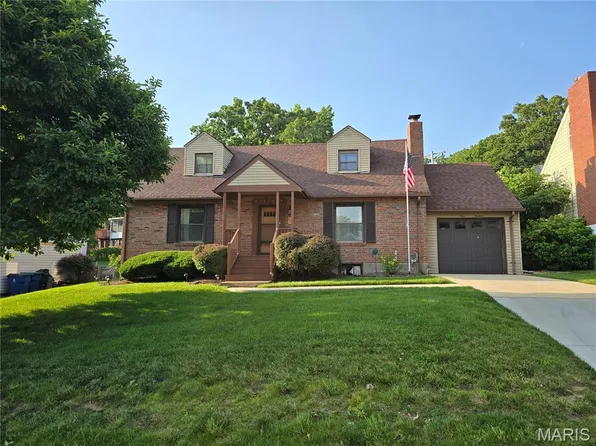 914 Trelane Ave, Saint Louis, MO 63126