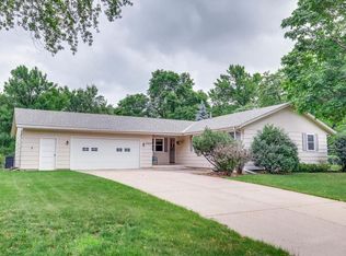 2800 W 101st St, Minneapolis, MN 55431