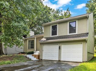 12736 W 108th St, Overland Park, KS 66210
