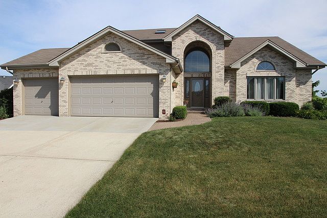 1st image of 8615 Meadows Edge Trl