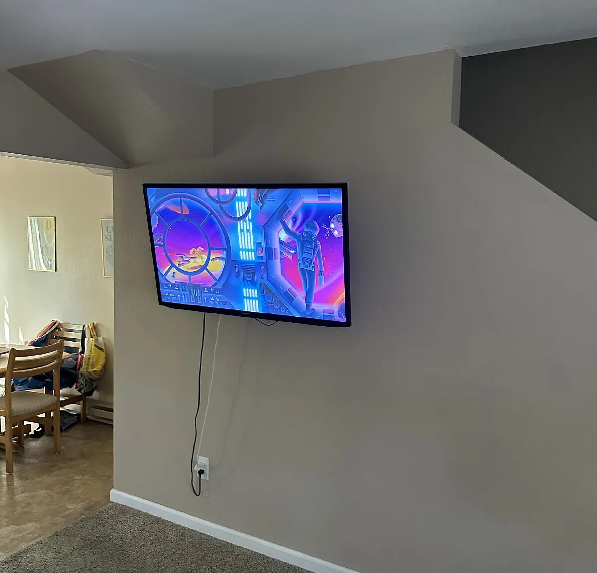 4 bed, 2.0 bath, 1300 sqft, $2,250 — Photo 3