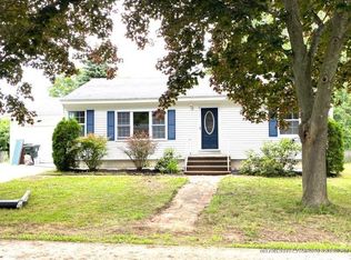 5 Colonial Dr, Saco, ME 04072