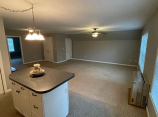 17 Summit St #2, Portland, ME 04103