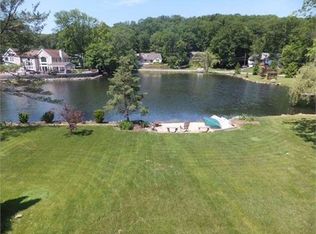 215 High Crest Dr, West Milford, NJ 07480