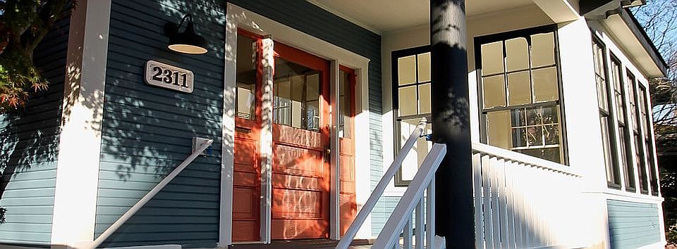 2nd image of 2311 E Burnside St
