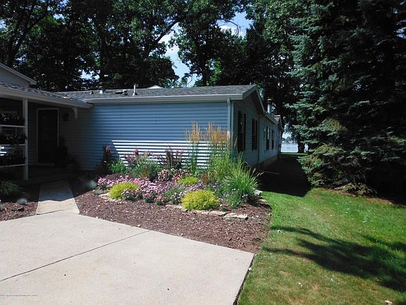 2nd image of 6177 E Lake Dr