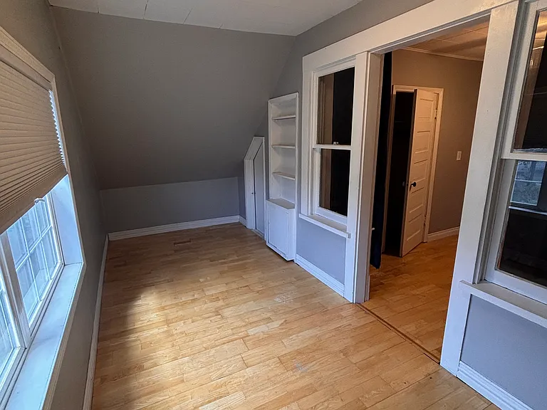 Master Bedroom continued