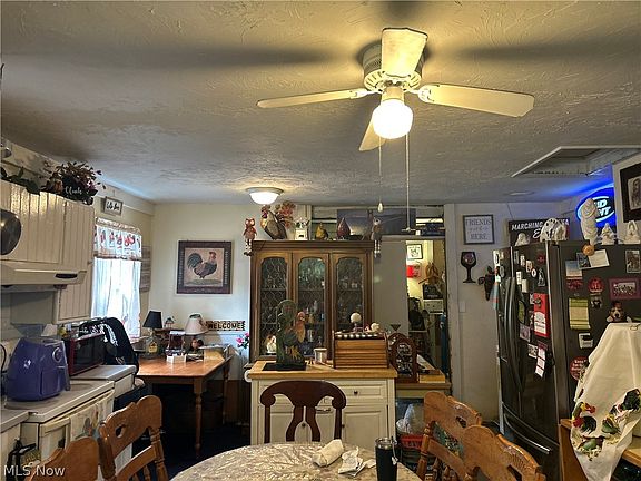 4th image of 3700 Padanarum Rd