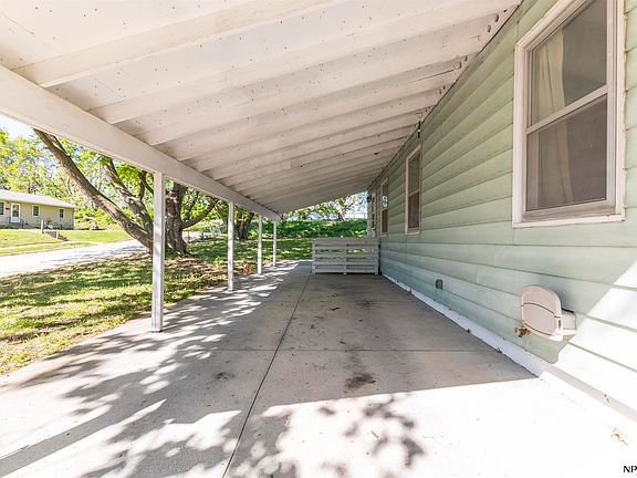 3rd image of 1016 Pleasant Dr