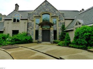 34550 Cedar Rd, Hunting Valley, OH 44022