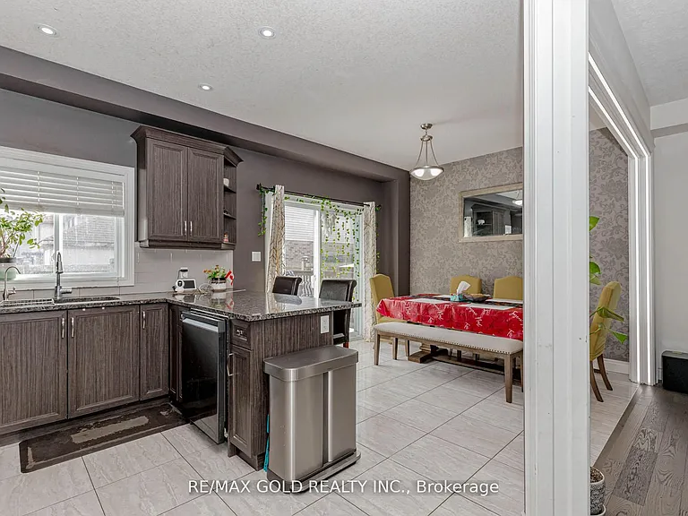 240 Birkinshaw Rd — Photo 19