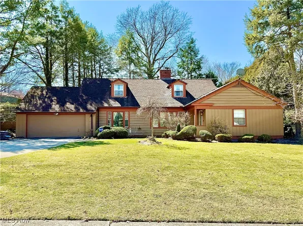 2272 Mount Vernon Blvd, East Cleveland, OH 44112