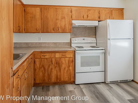 3rd image of 2324 Wetmore Ave #2