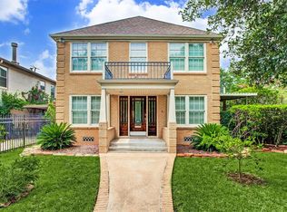 2302 Wroxton Rd, Houston, TX 77005