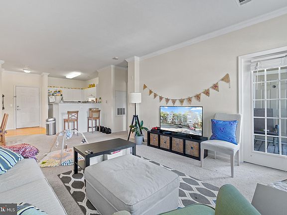 5th image of 3021 Nicosh Cir Unit 1208