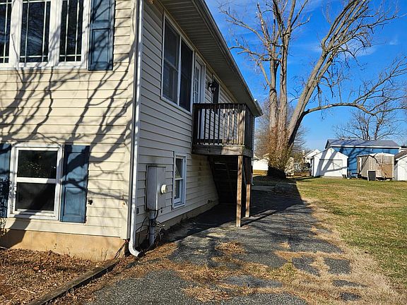 3rd image of 7336 Chesapeake Rd