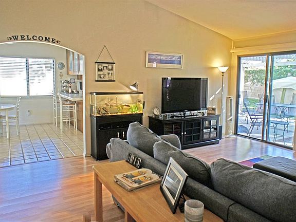3rd image of 26123 Alejandro Dr