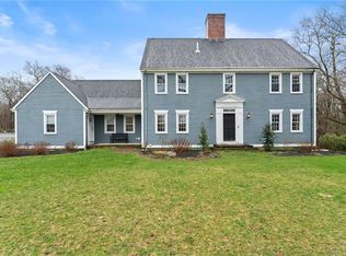 6 Knowlton Ct, Bristol, RI 02809