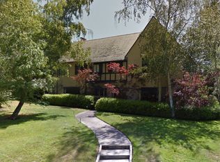 430 El Escarpado, Stanford, CA 94305