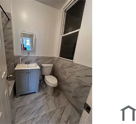 296 Woodworth Ave — Photo 4