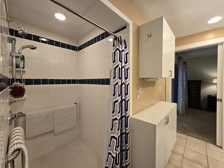 505 Grant Ave #B — Photo 15