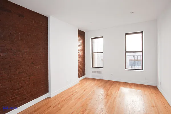 Rented by LC Lemle Real Estate Group | media 3