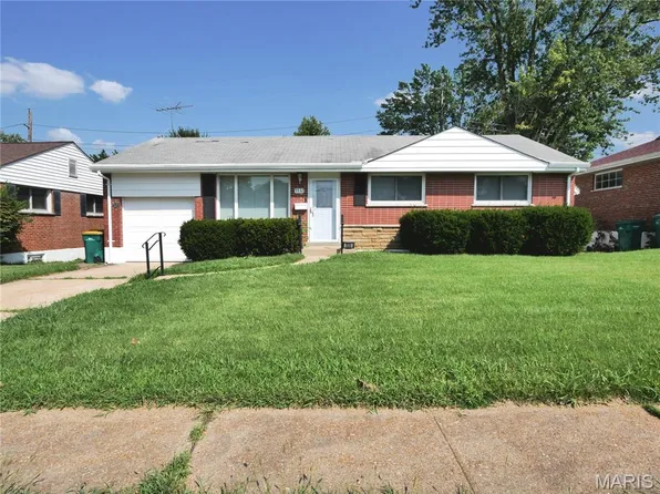 9332 Bellefontaine Rd, Saint Louis, MO 63137