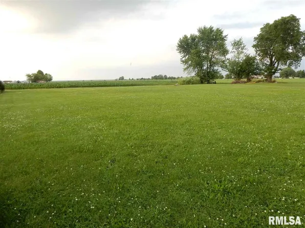 5 Sunnyside Est, Atlanta, IL 61723