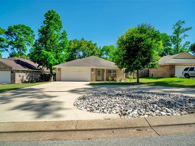 318 Green Leaf St Huntsville Tx 77340 Zillow