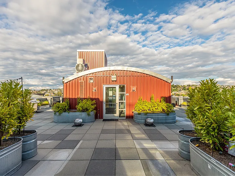 1611 on Lake Union — Photo 41