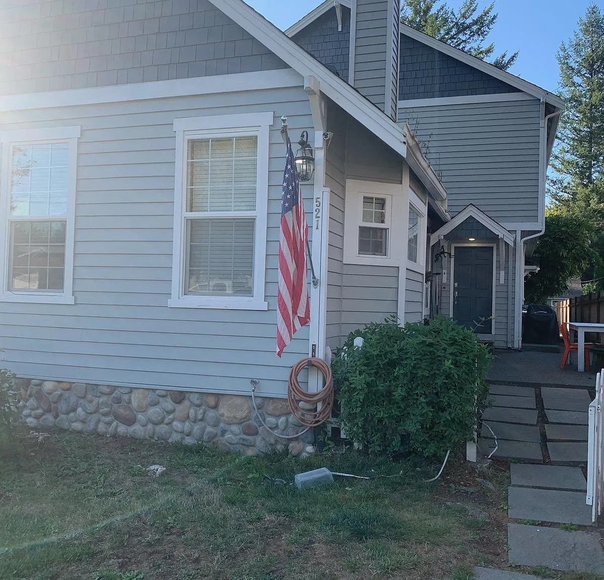 2 bed, 900 sqft, $2,295 — Photo 1