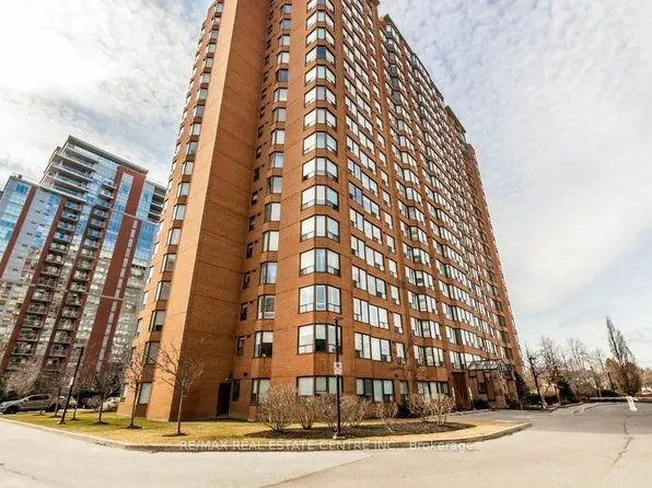 1270 Maple Crossing Blvd #502, Burlington, ON L7S 2J3