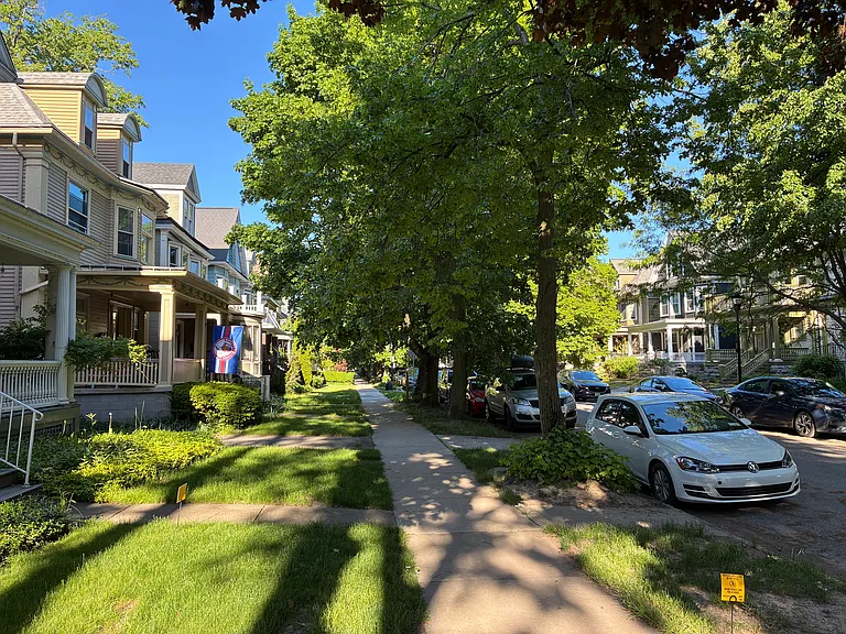 189 Saint James Pl #3 — Photo 13