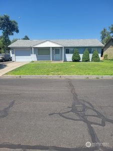 323 SE 4th Avenue, Ephrata, WA, 98823