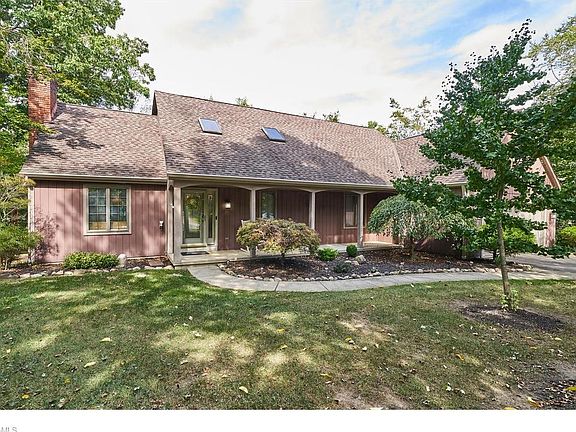 3rd image of 1573 Plantation Dr