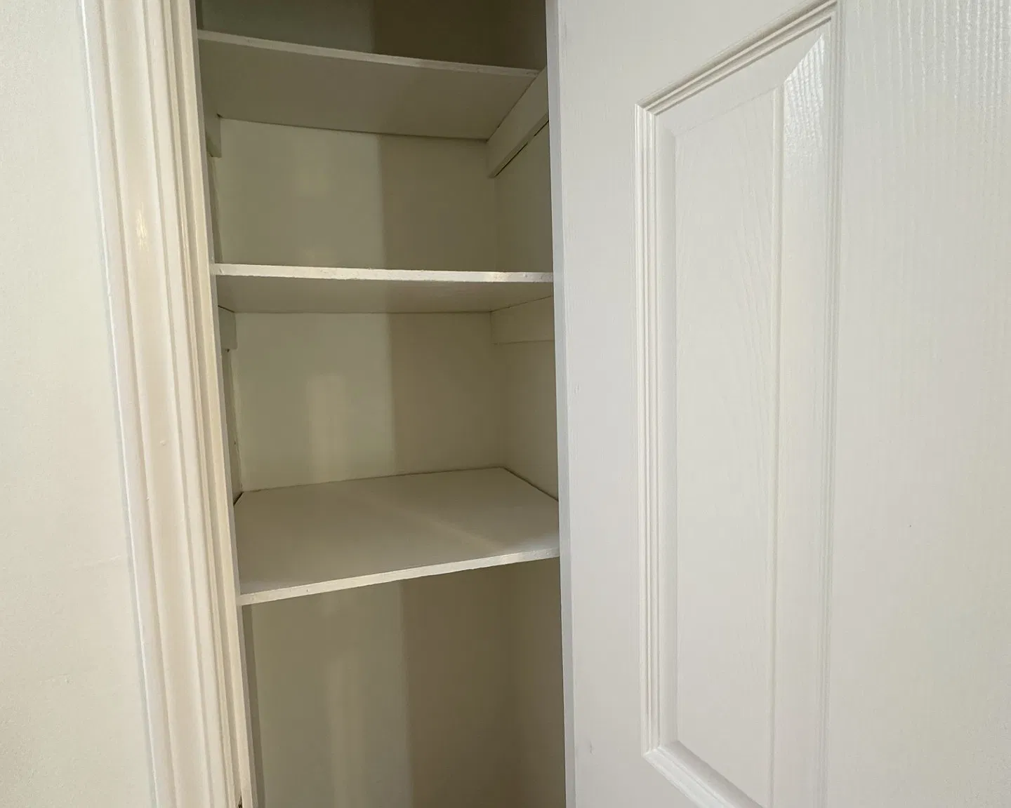 3 bed, 1064 sqft, $1,500 — Photo 2