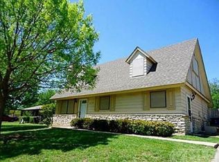 1715 W Doyle St, Granbury, TX 76048