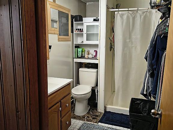 4th image of 13351 Clausen Rd