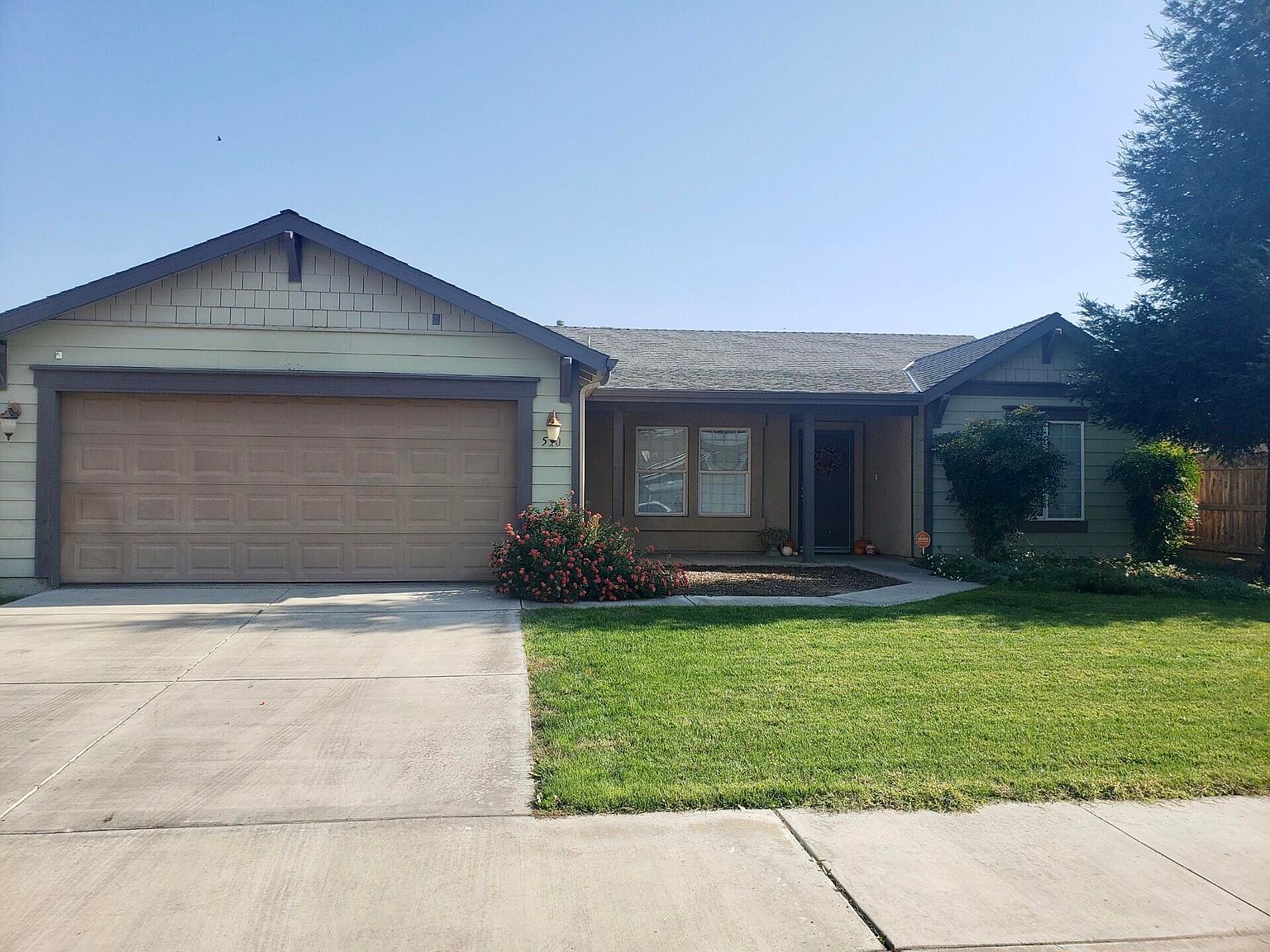 530 S Cloverleaf Street, Porterville, CA 93257 Zillow