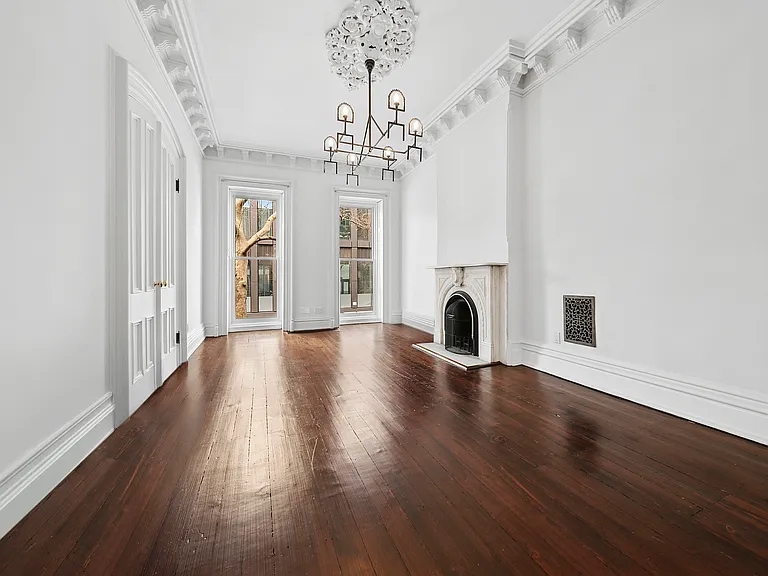 548 State St #1 — Photo 3