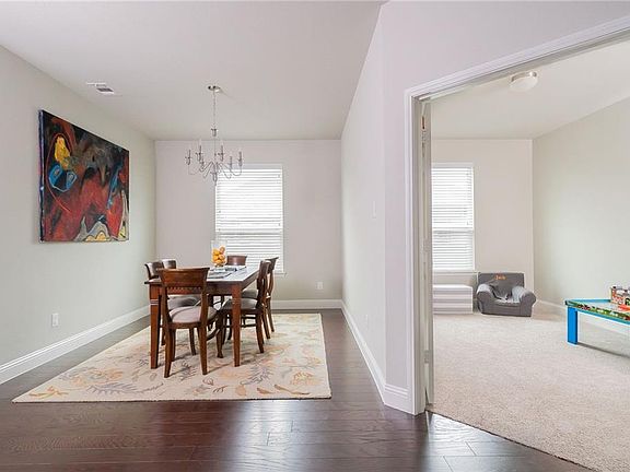 4th image of 4401 Dashland Dr