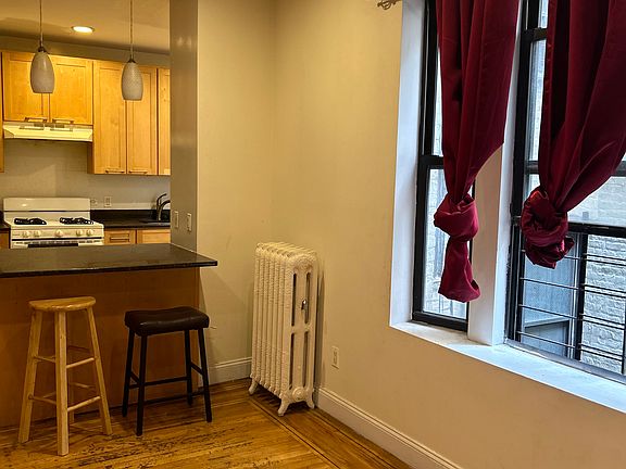 4th image of 600 W 187th St APT 21